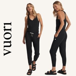 Vuori Lux Womens Jumpsuit Black Heather Comfy Sleeveless Racerback Tank Size L